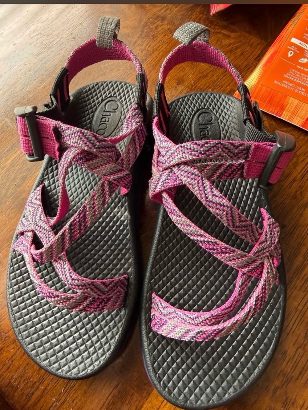Chaco girls size 12y Pink Strappy Outdoor Sandals